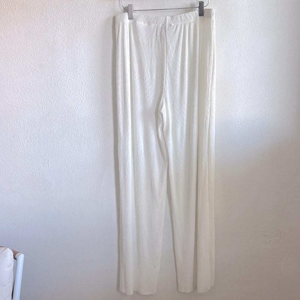 H&M Crinkled Set - Picture 13 of 13